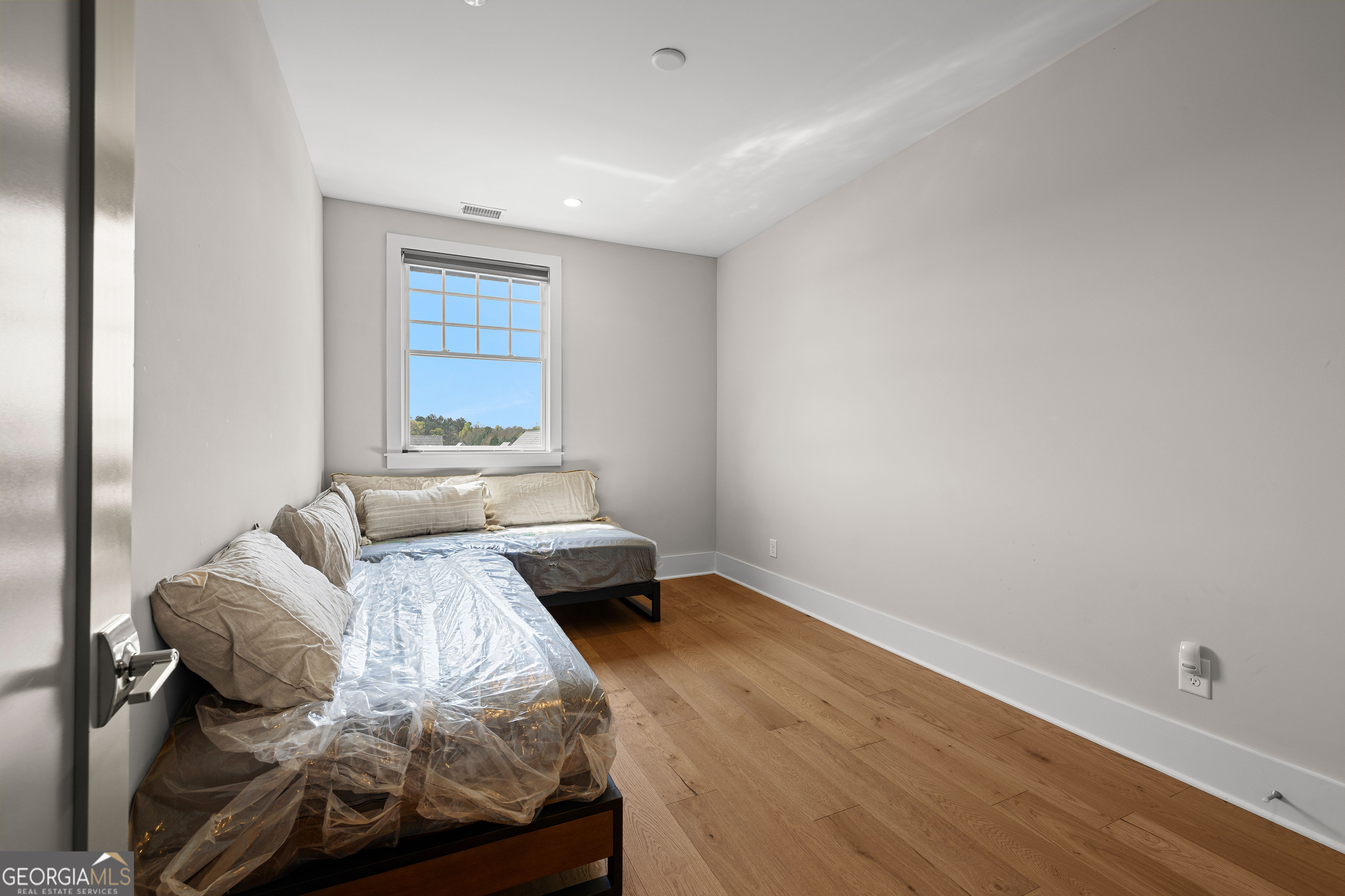 110 Glasgow Lane Property Photo 33