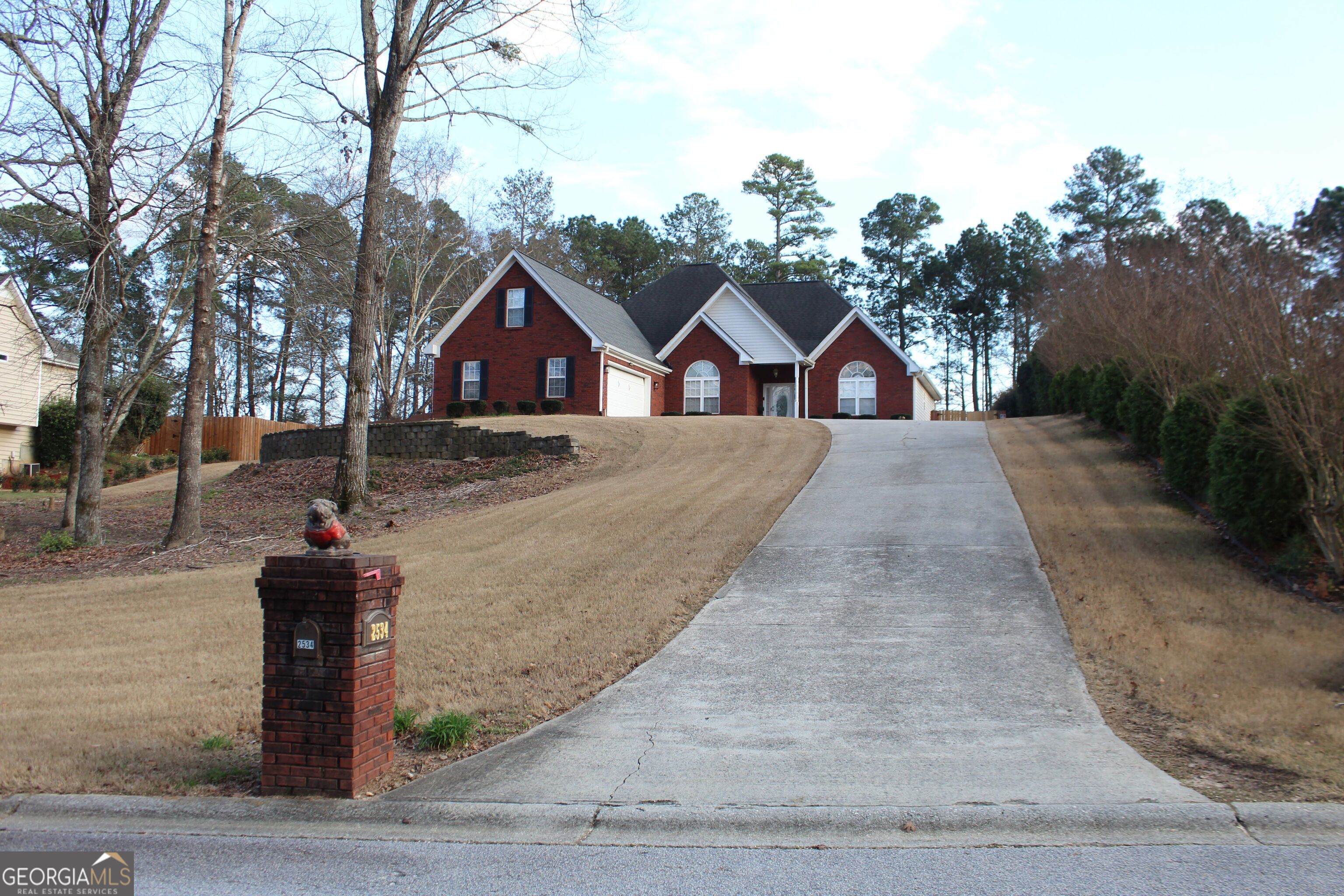 2534 Cedar Way