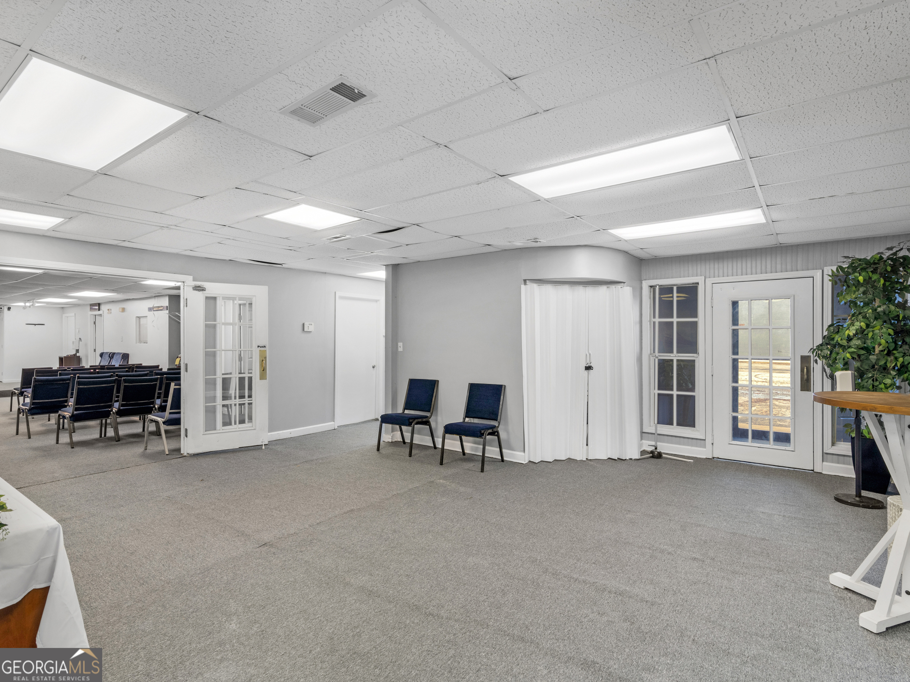 1308 W Solomon Street Property Photo 6