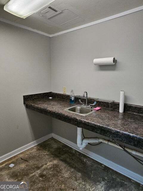 611 N Washington Street Property Photo 4