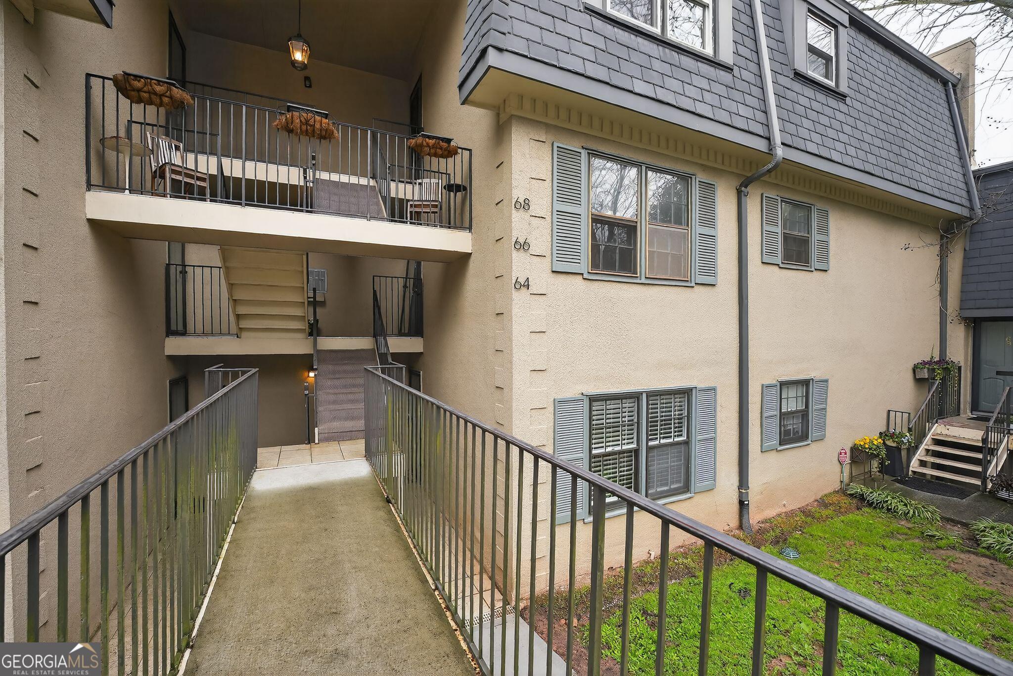 68 Montre Square Nw Property Photo 1