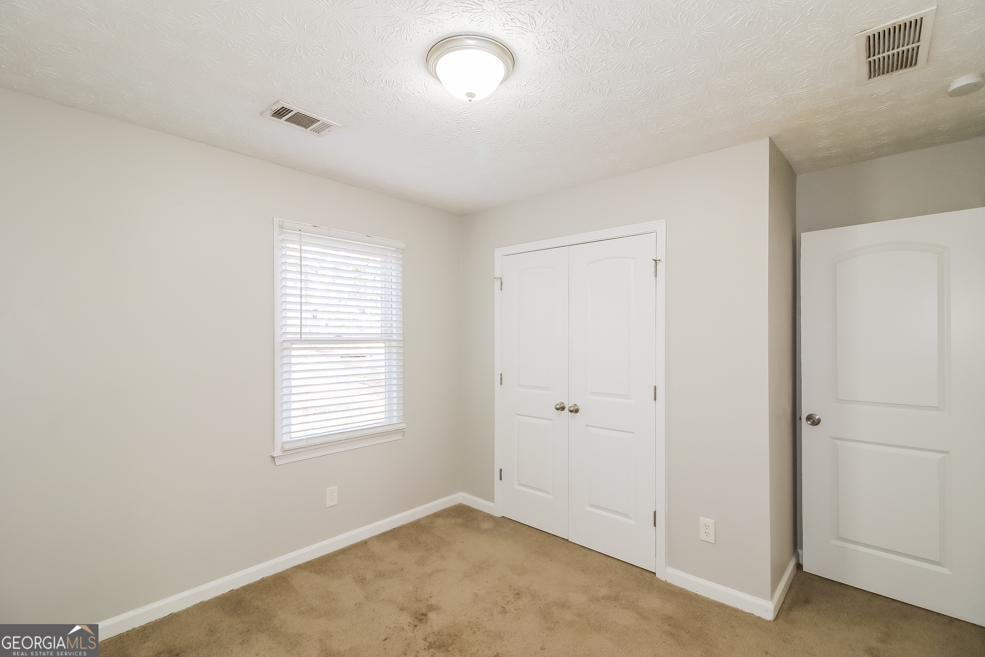 6570 Deshon Circle Property Photo 14