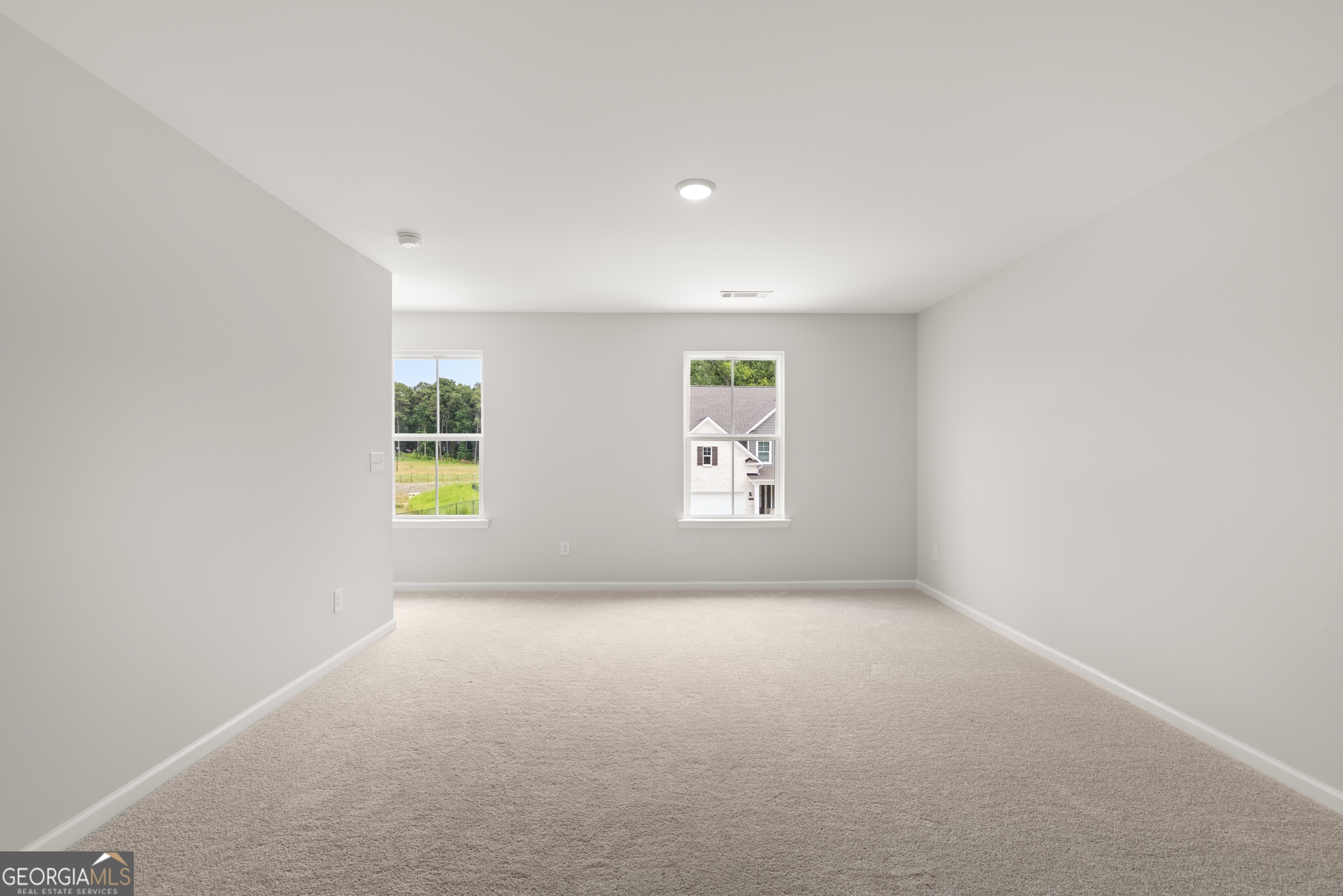 49 Spruce Hollow Property Photo 16