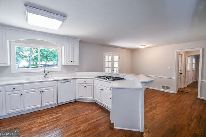 3216 Golf Club Drive Property Photo 10