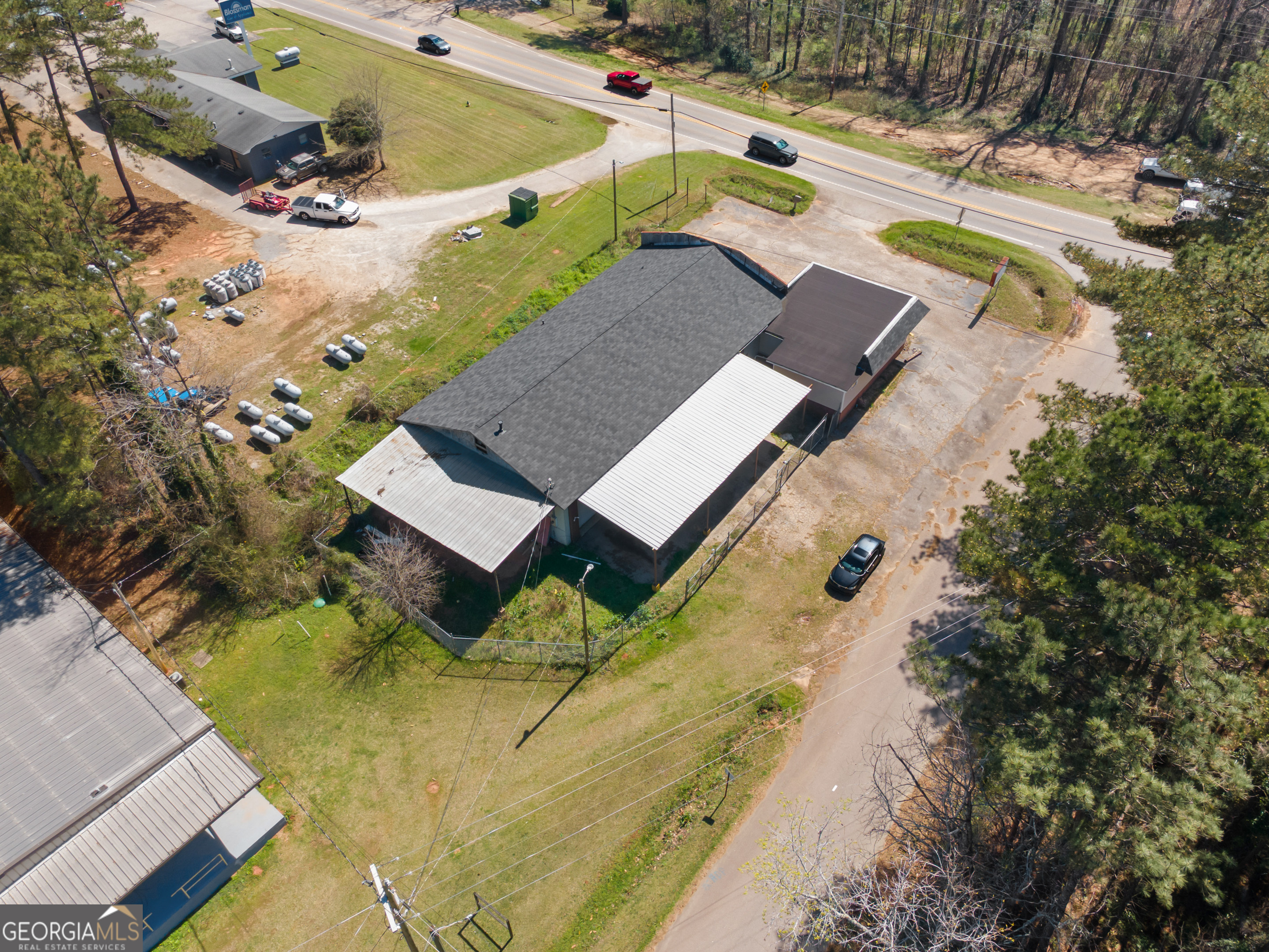 2898 West Point Road Property Photo 8