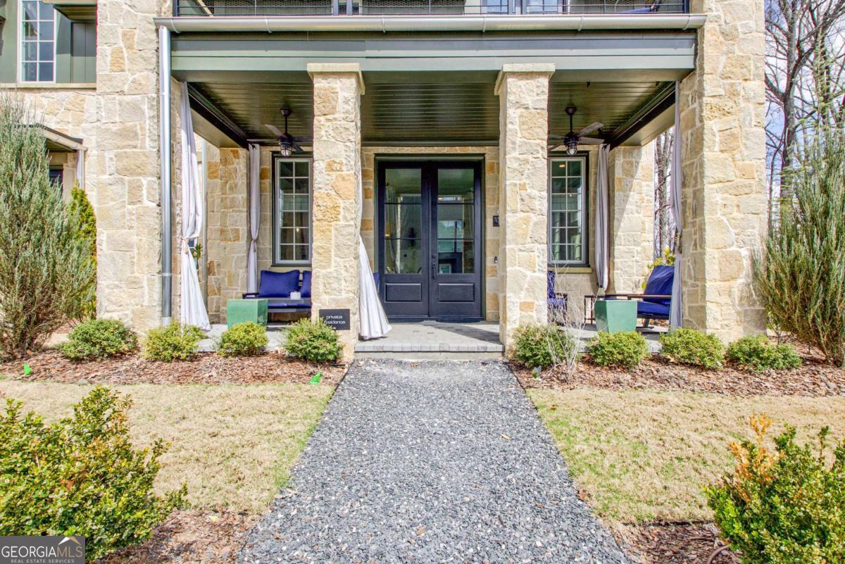 335 2nd Street Property Photo 7
