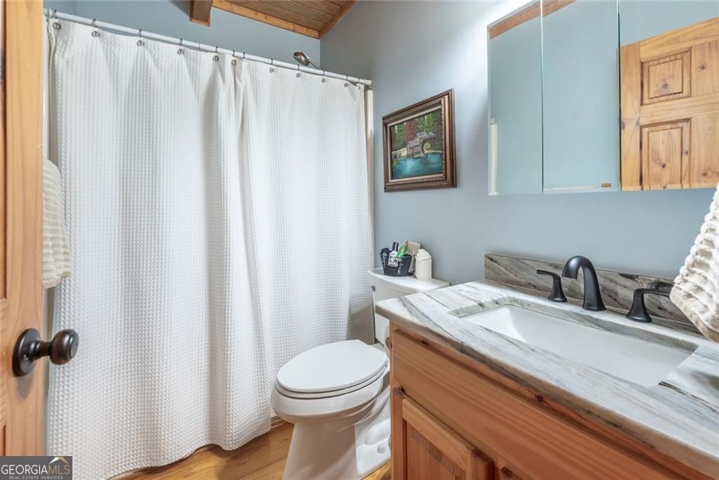 1328 Birch Lane Property Photo 14