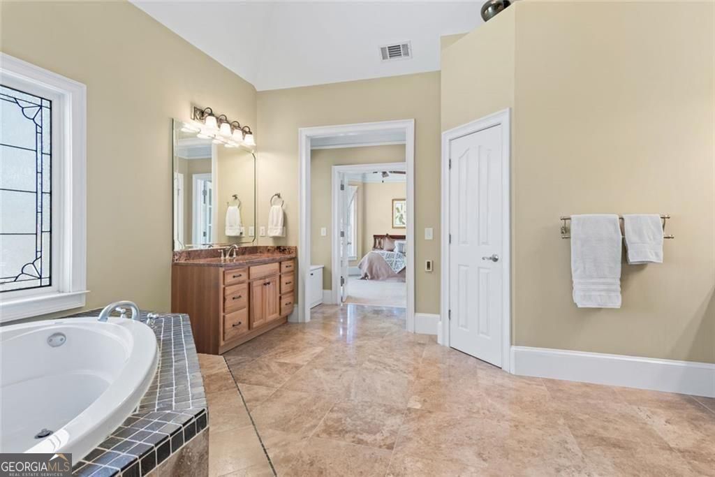 10 Clydesdale Trail Property Photo 26