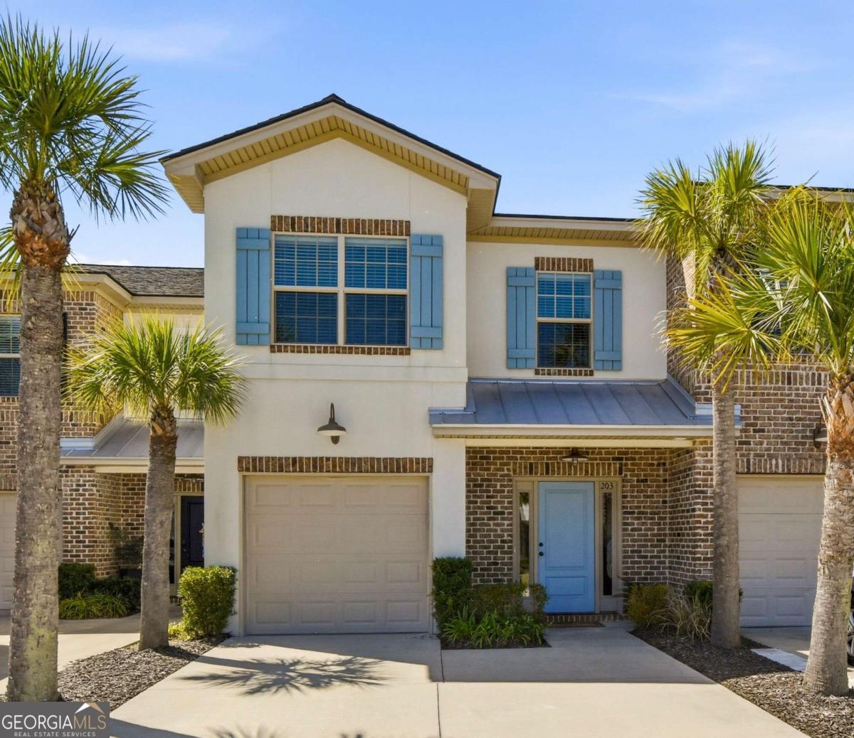 203 Mariners Circle Property Photo 1
