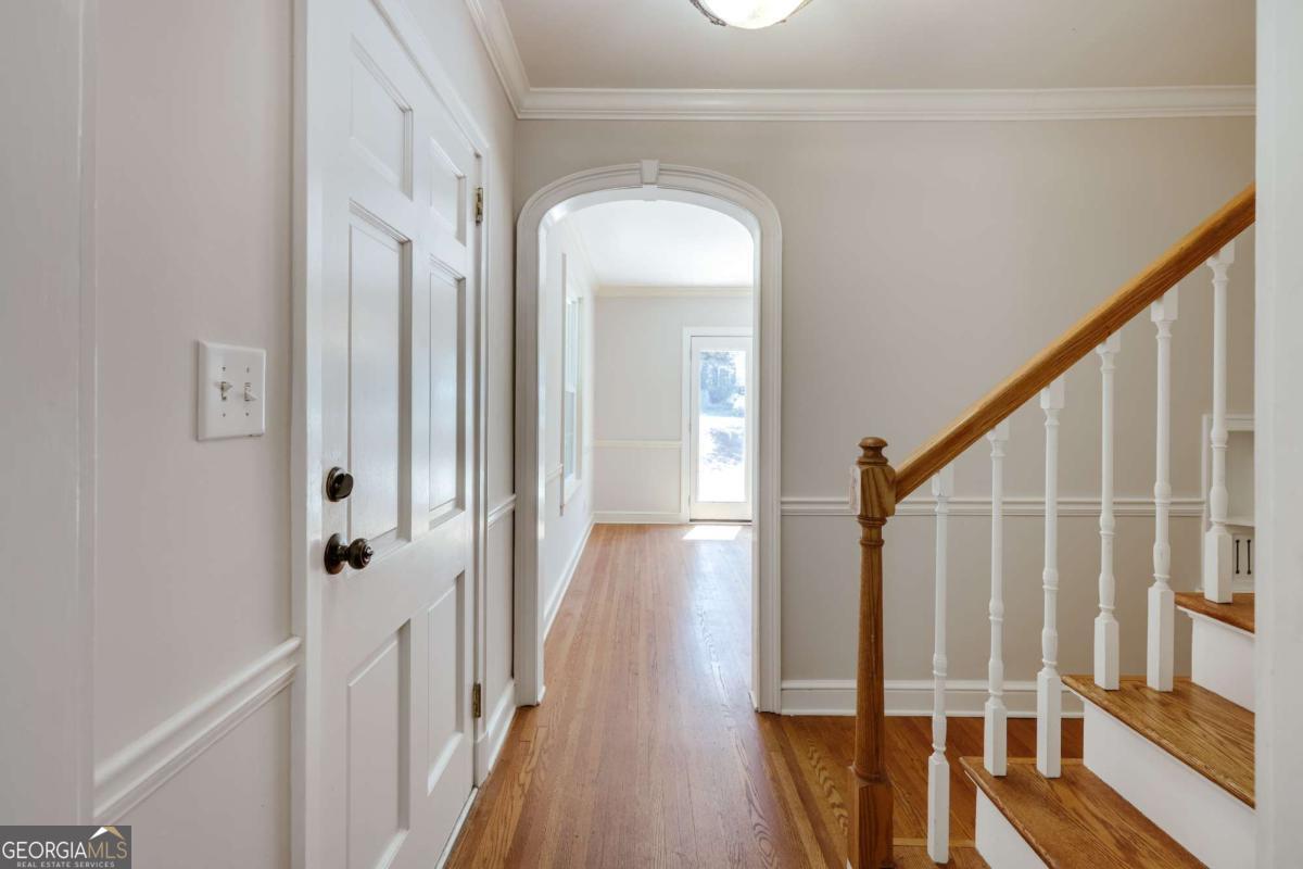 490 Mcwhorter Drive Property Photo 7