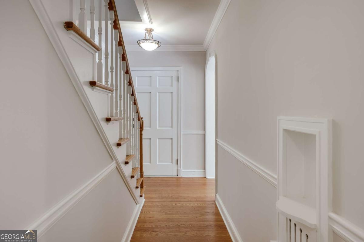 490 Mcwhorter Drive Property Photo 8
