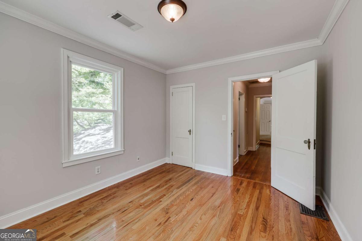490 Mcwhorter Drive Property Photo 37