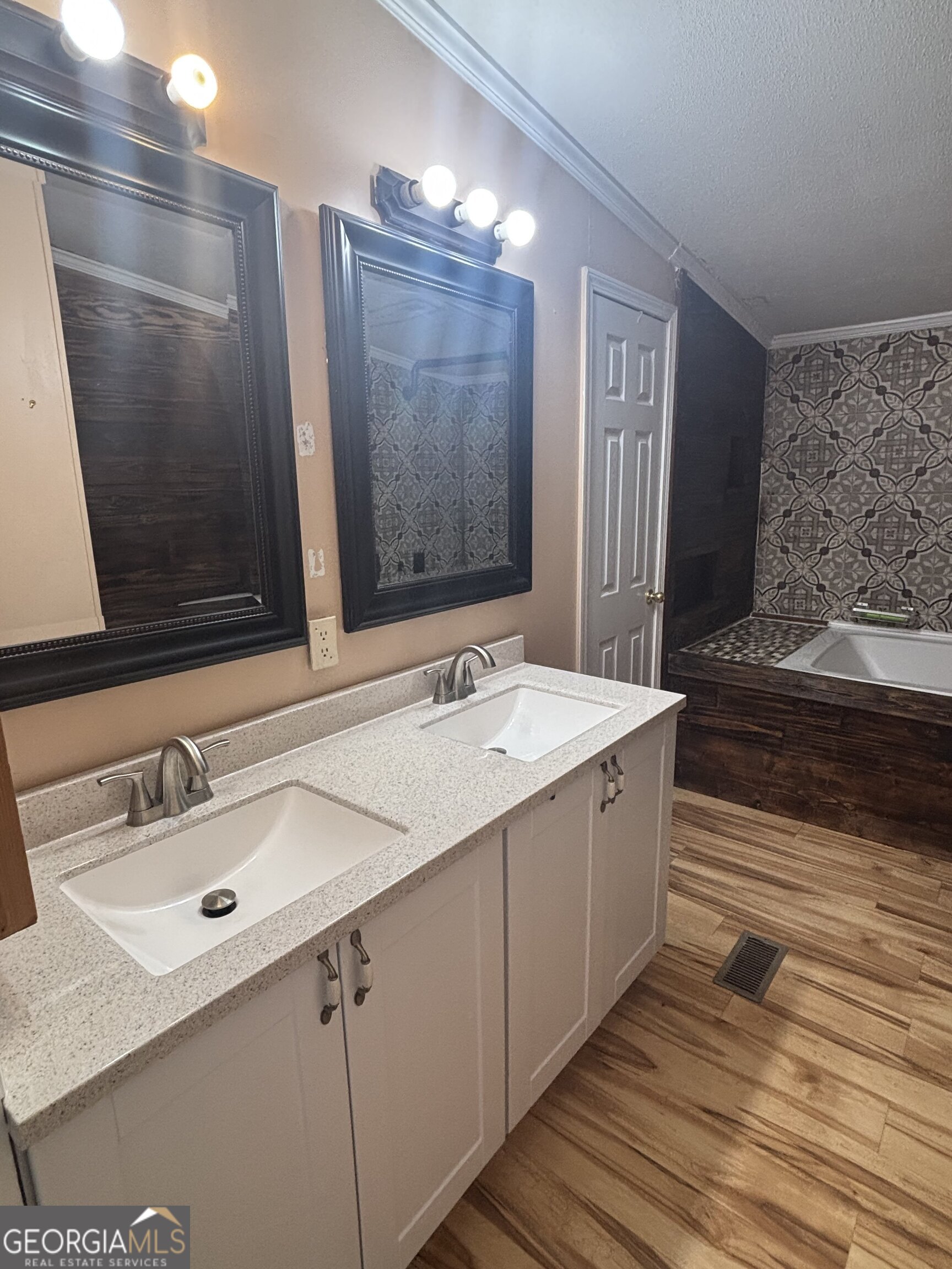 108 Beecher Drive Property Photo 19