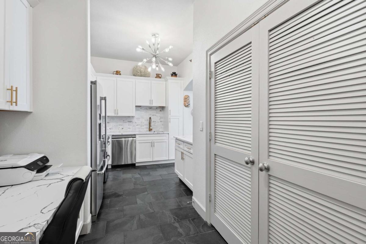 3445 Stratford Road Ne # 2104 Property Photo 5