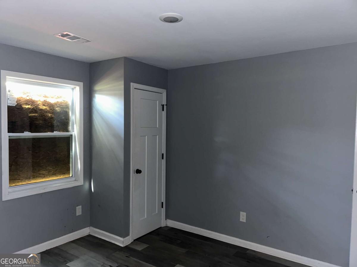1831 Jonesboro Road Se Property Photo 14