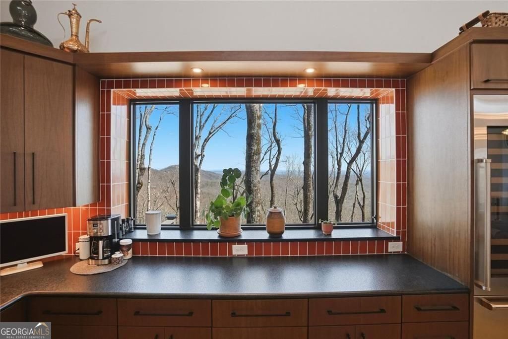 7207 Ridgeview Drive Property Photo 13