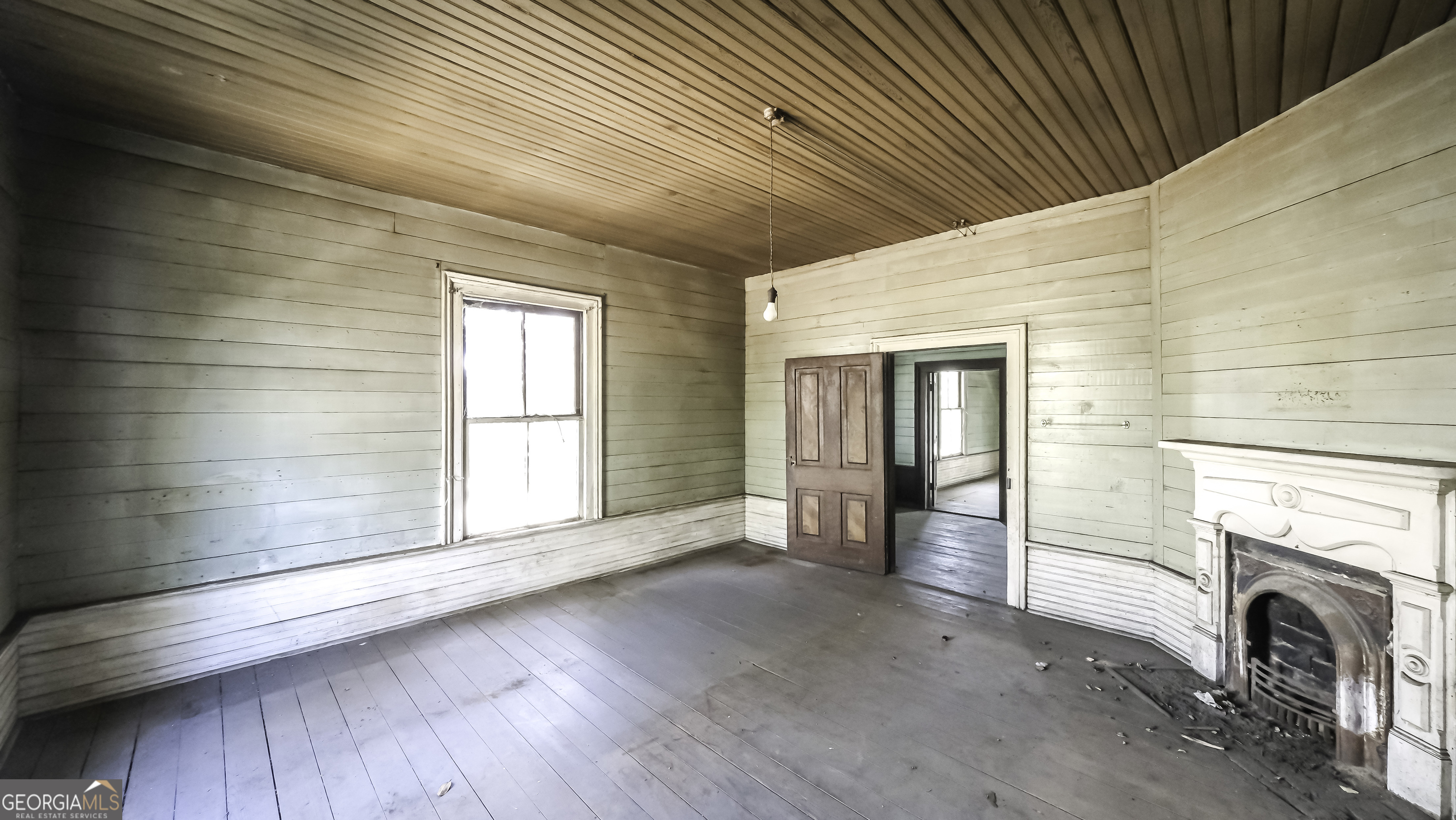 215 West Avenue Property Photo 40