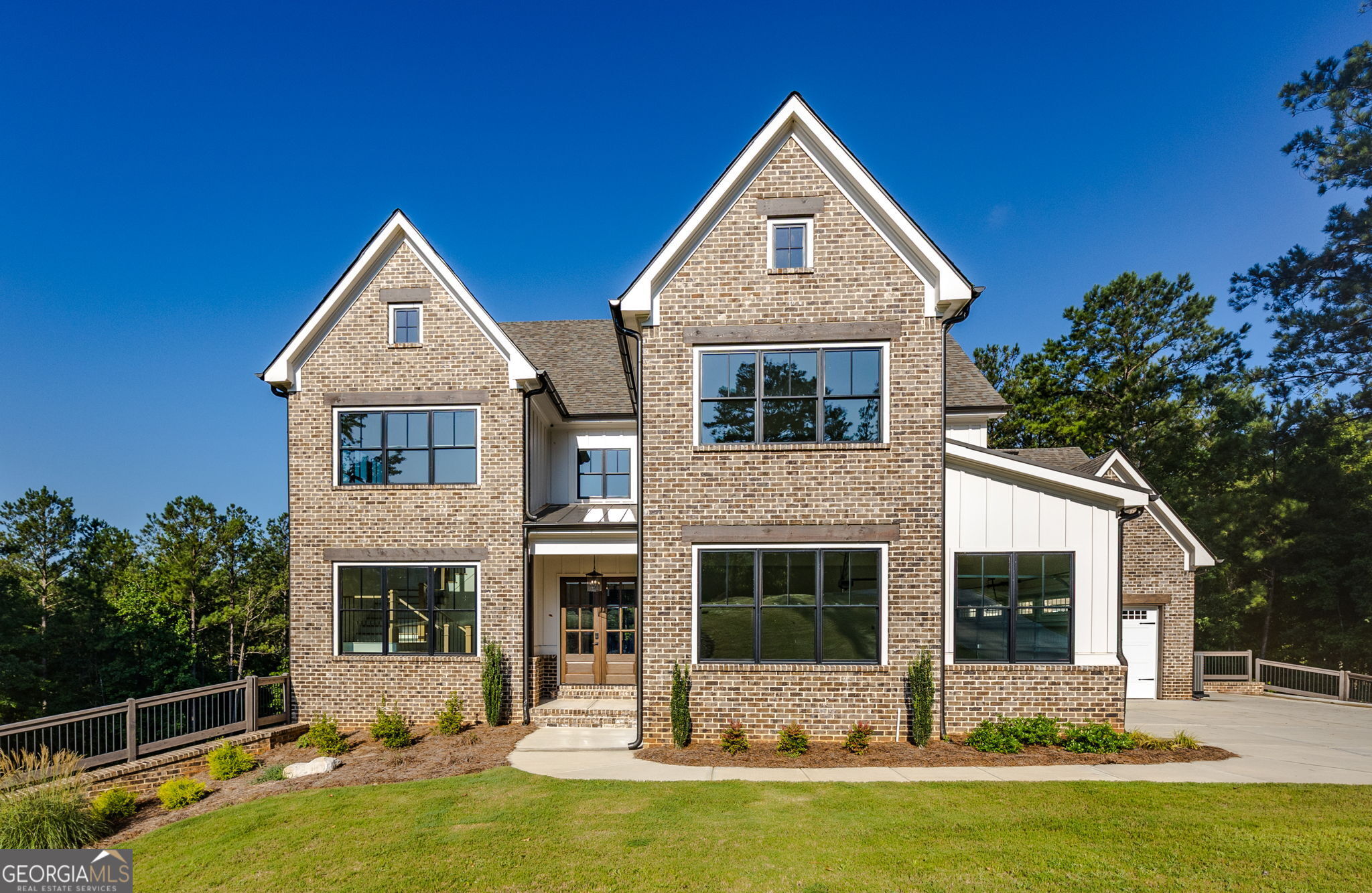 615 Forest Pointe Drive Property Photo 1