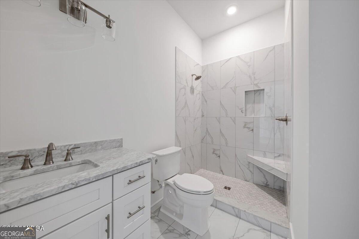 615 Forest Pointe Drive Property Photo 22