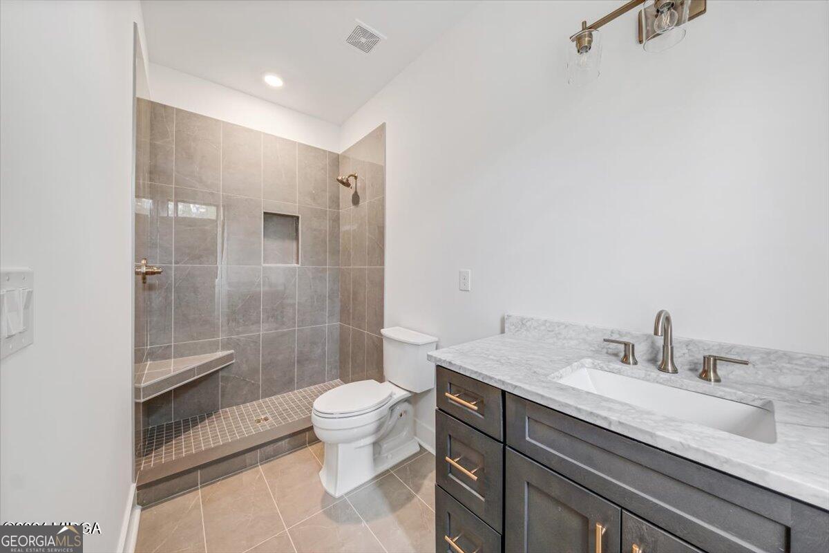 615 Forest Pointe Drive Property Photo 24