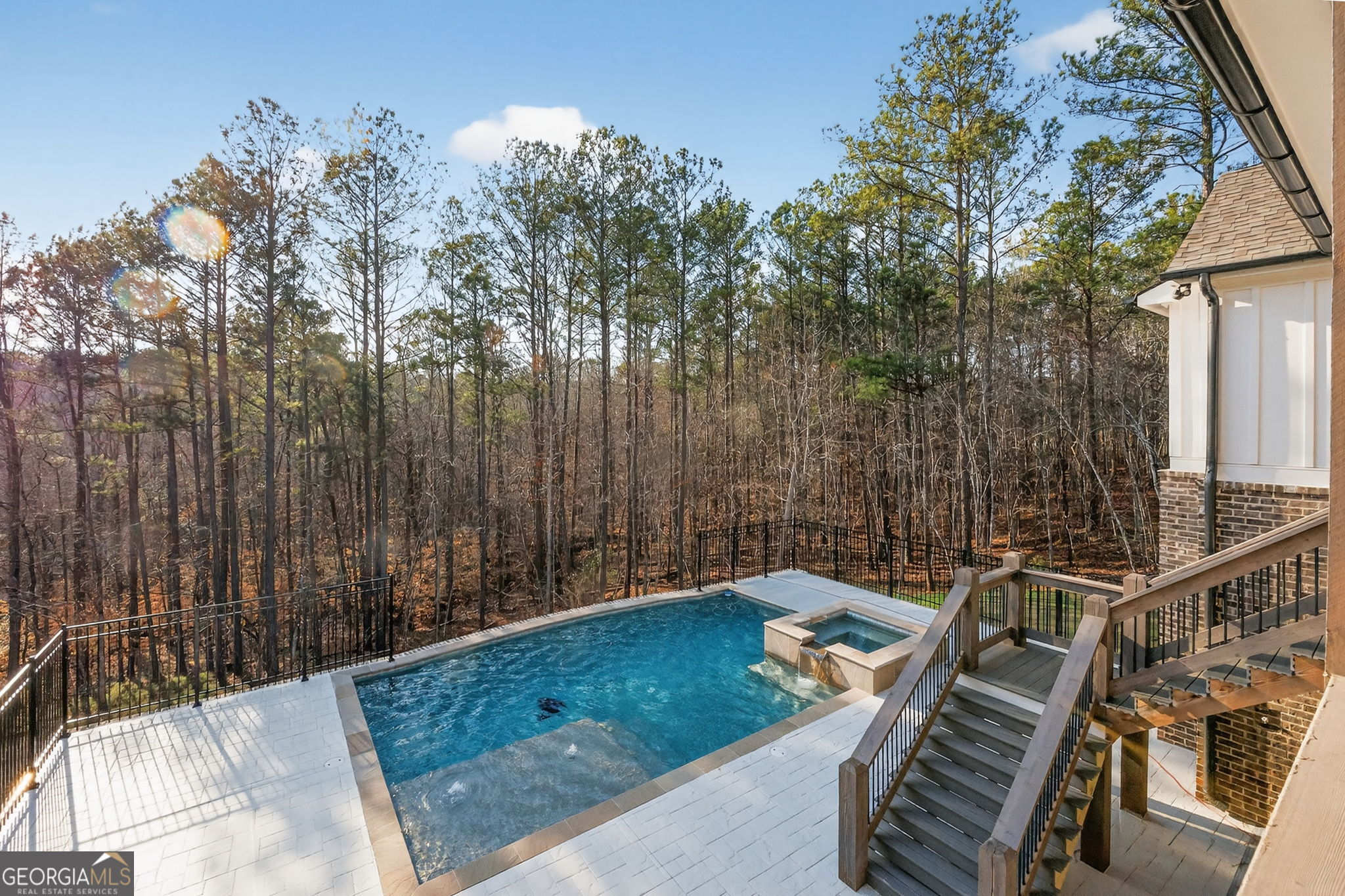 615 Forest Pointe Drive Property Photo 29