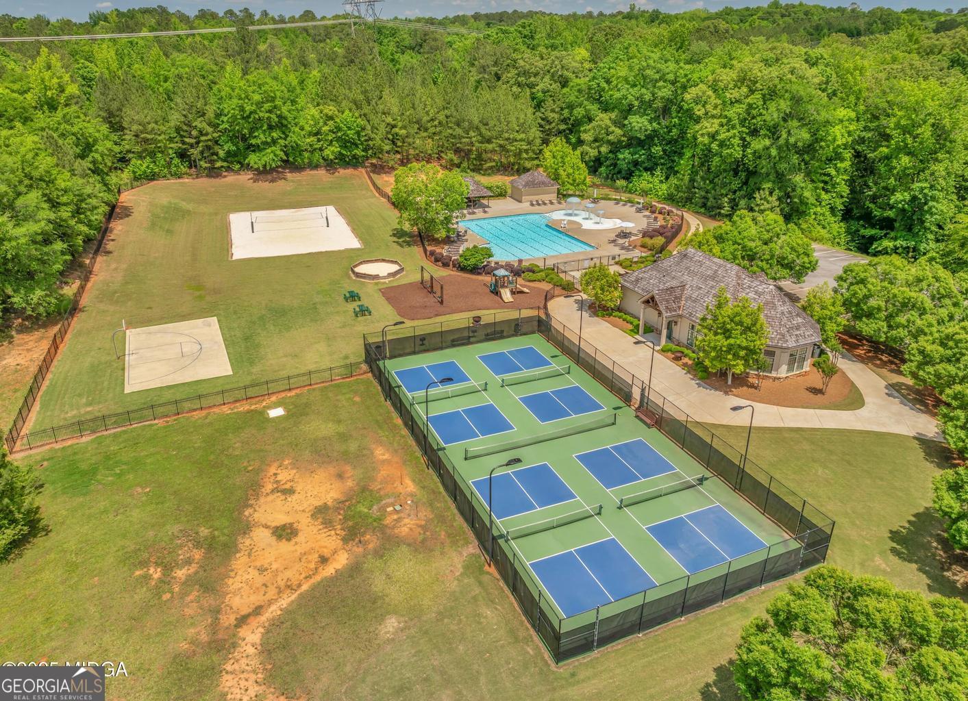 615 Forest Pointe Drive Property Photo 36