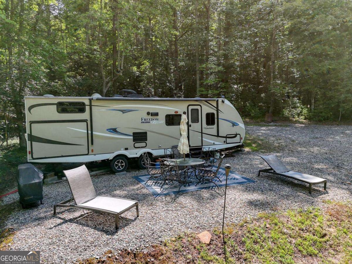 184 Whisper Cove Property Photo 17