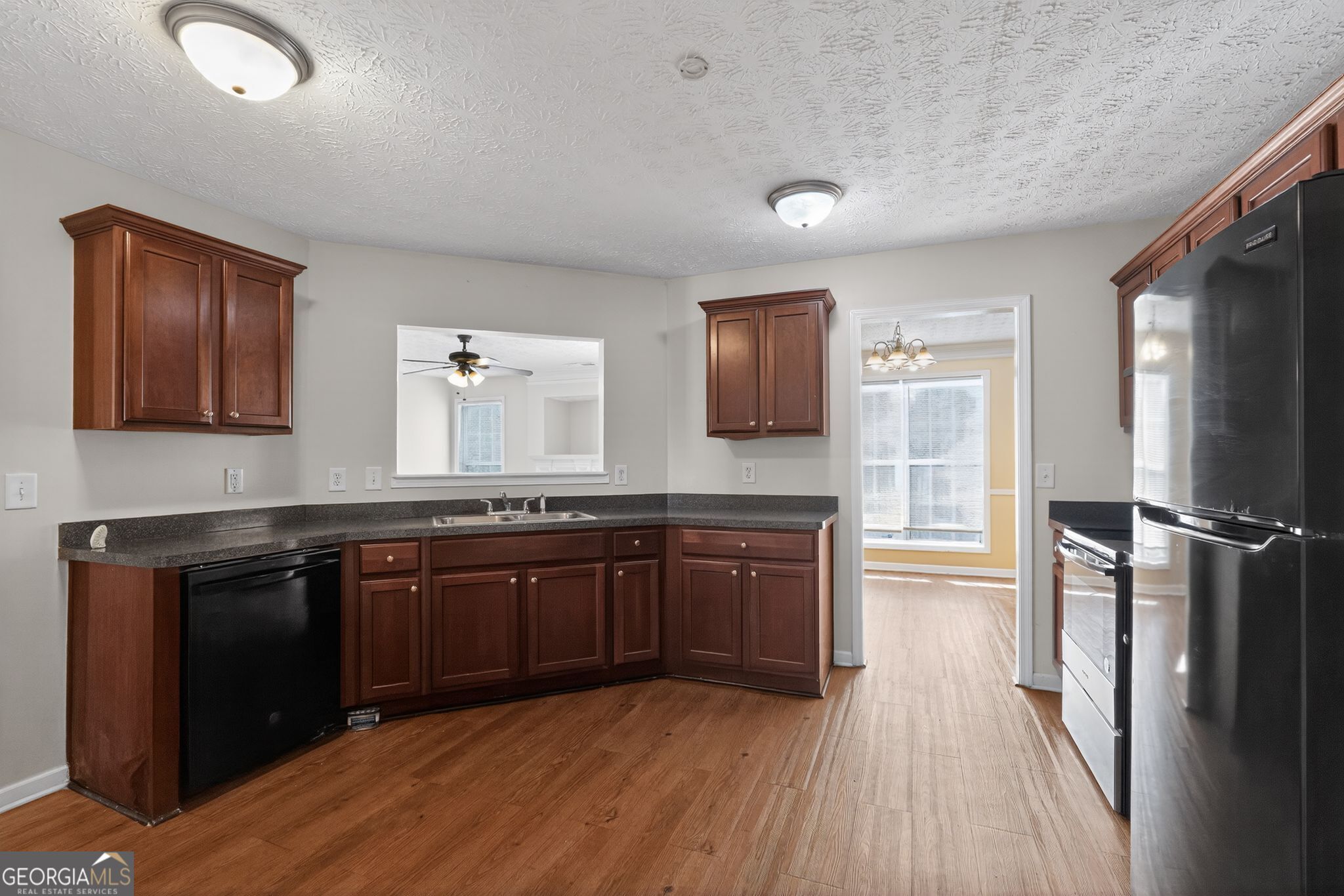 3885 Riverside Parkway Property Photo 19