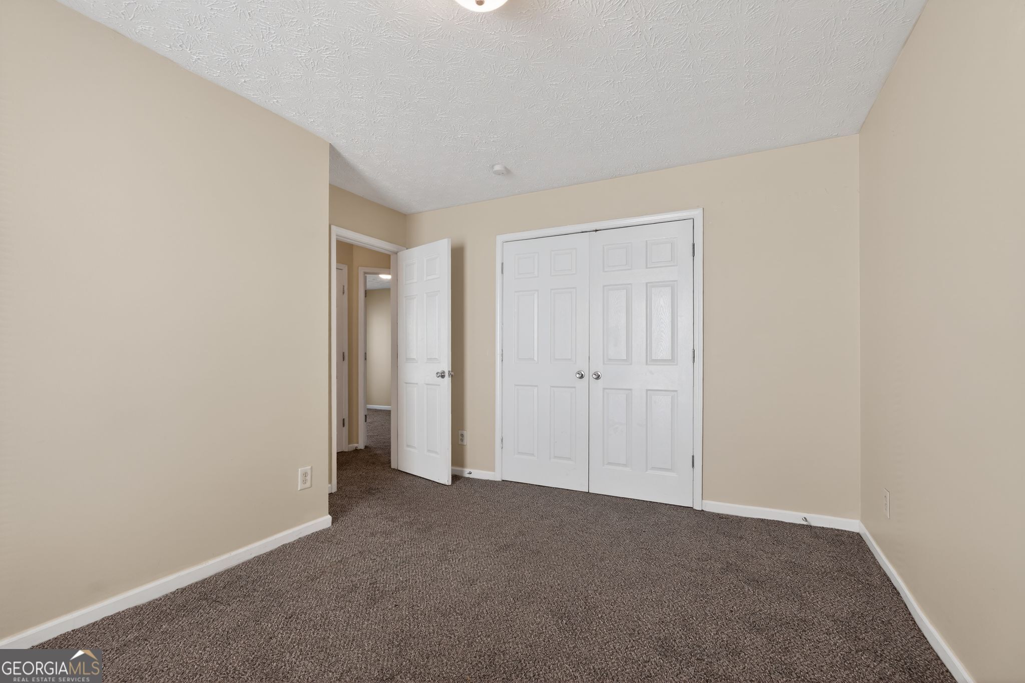3885 Riverside Parkway Property Photo 22