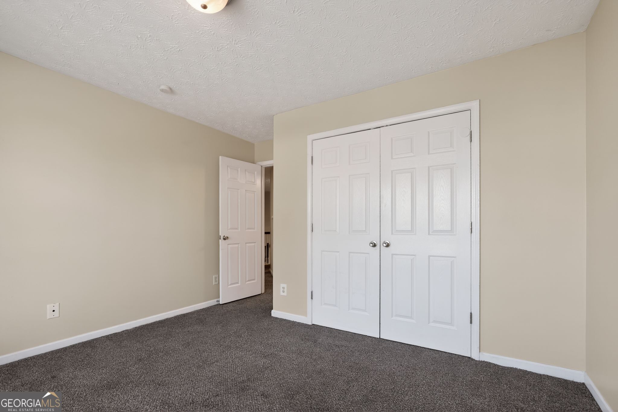 3885 Riverside Parkway Property Photo 26