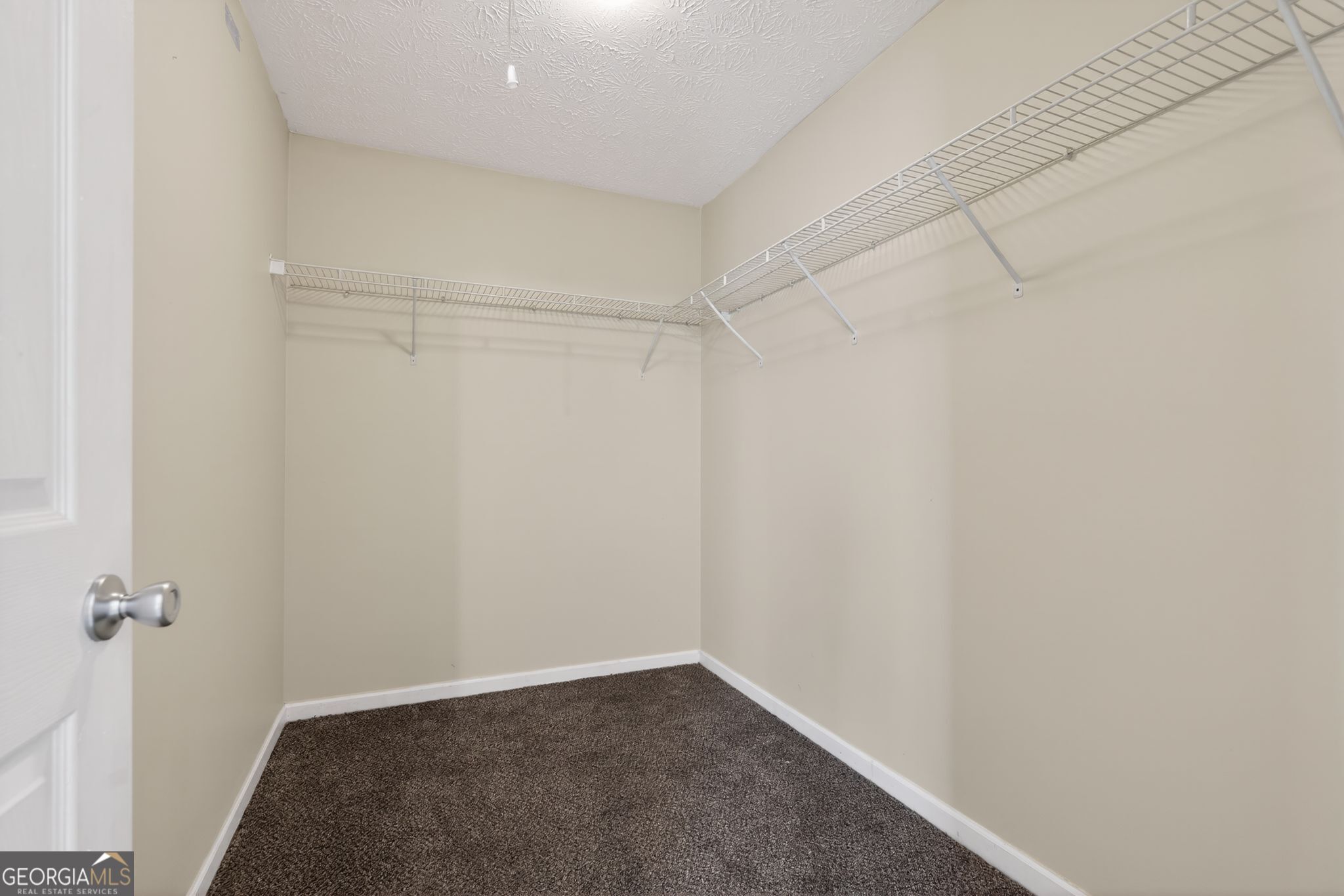 3885 Riverside Parkway Property Photo 33