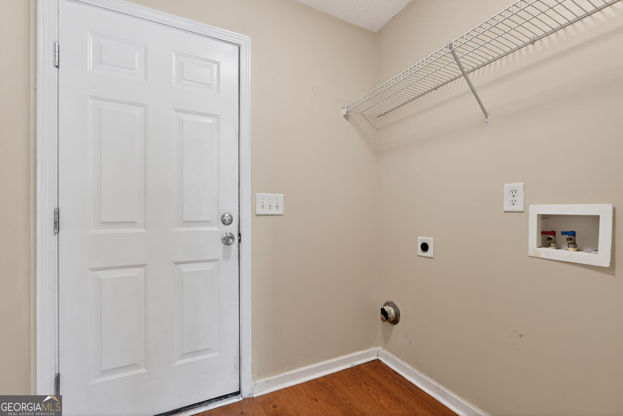 3885 Riverside Parkway Property Photo 34