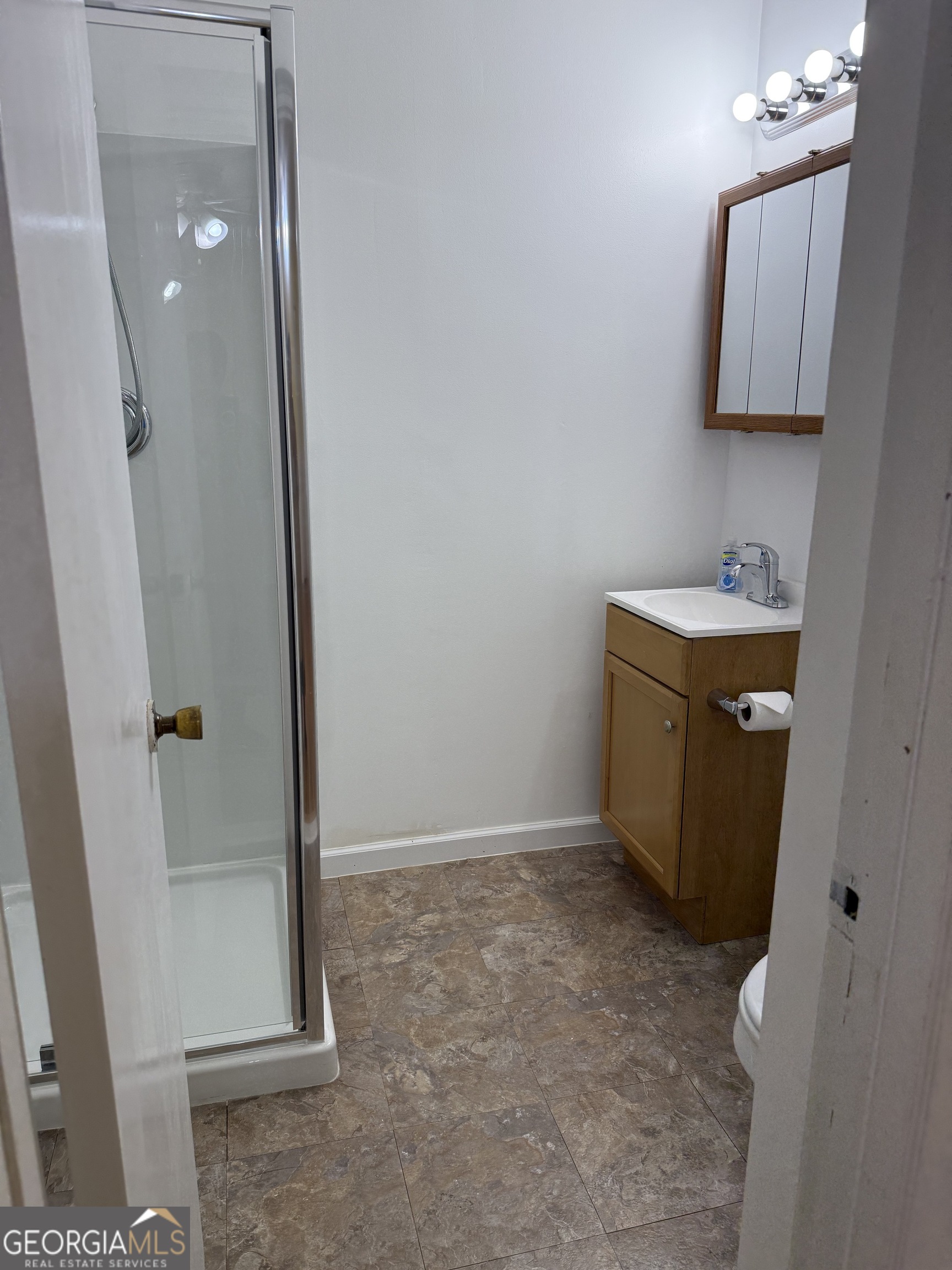 208 Vista Circle Property Photo 4