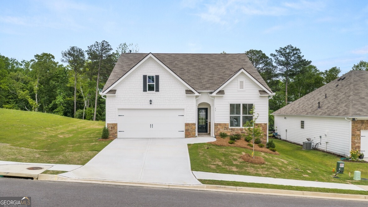 11 Majestic Oak Circle Property Photo 2