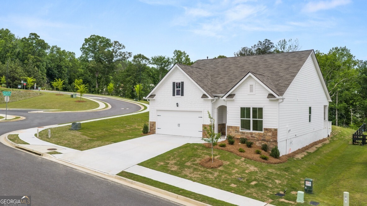 11 Majestic Oak Circle Property Photo 3