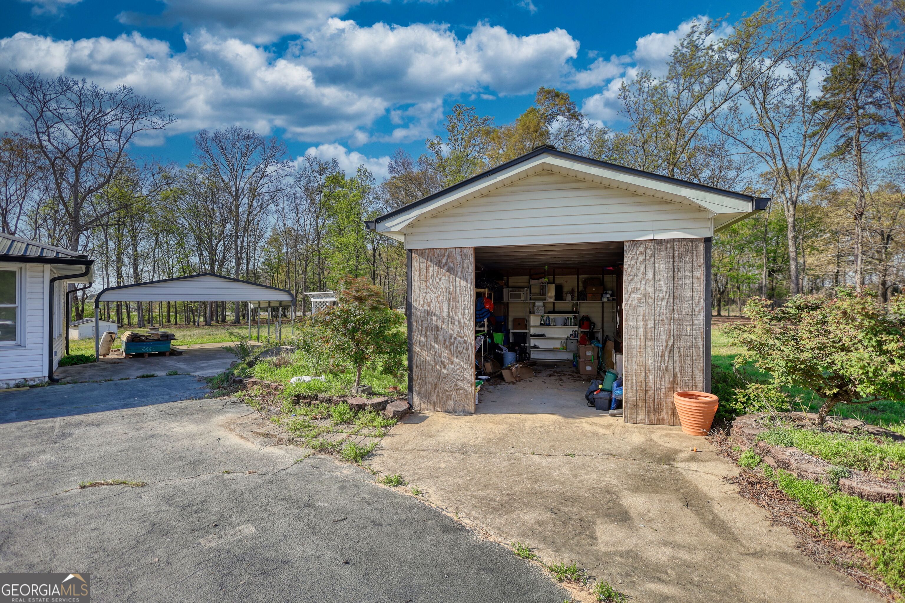 10 Wolfskin Road Property Photo 2
