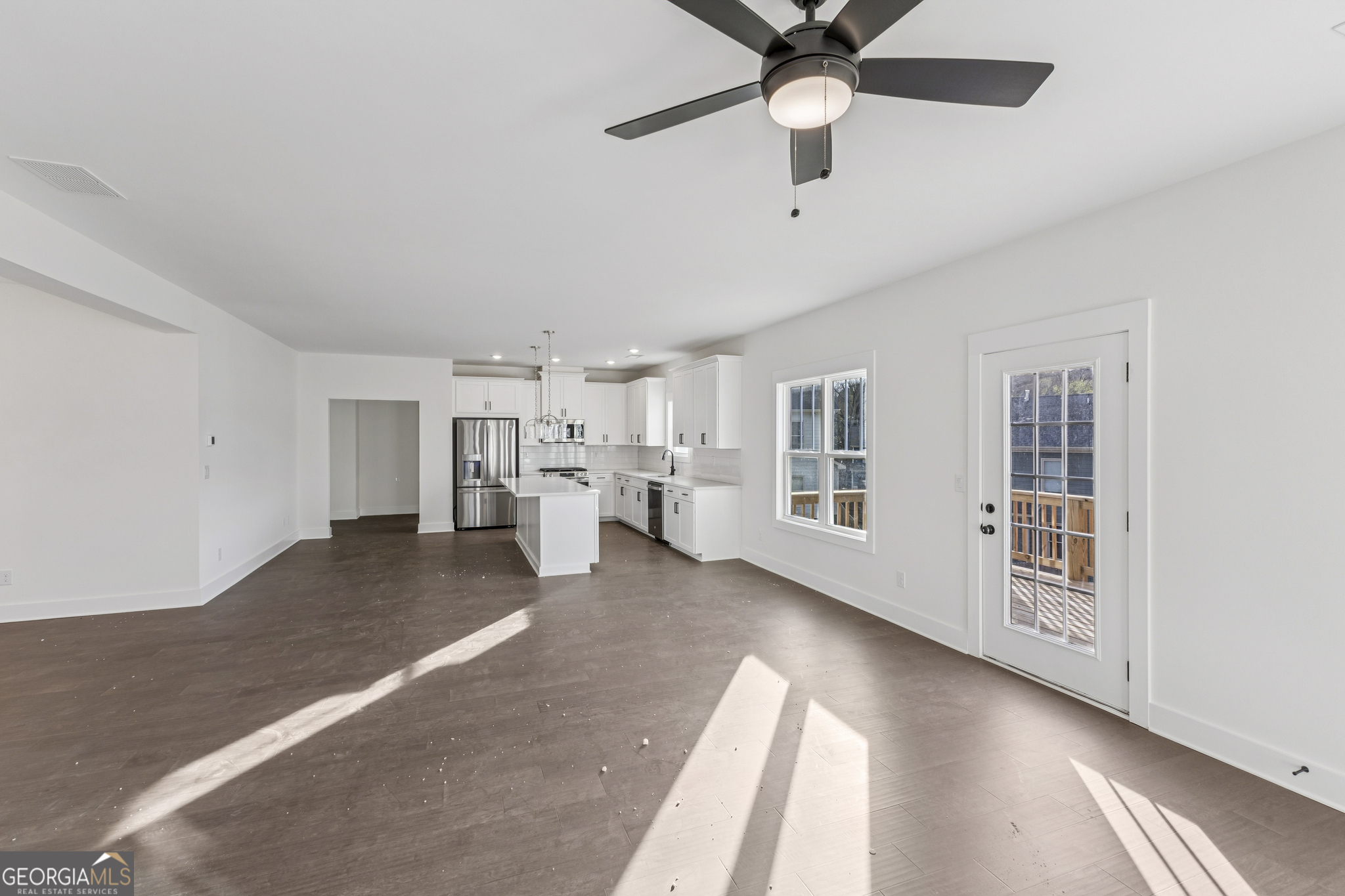 2429 Whites Ridge Property Photo 5