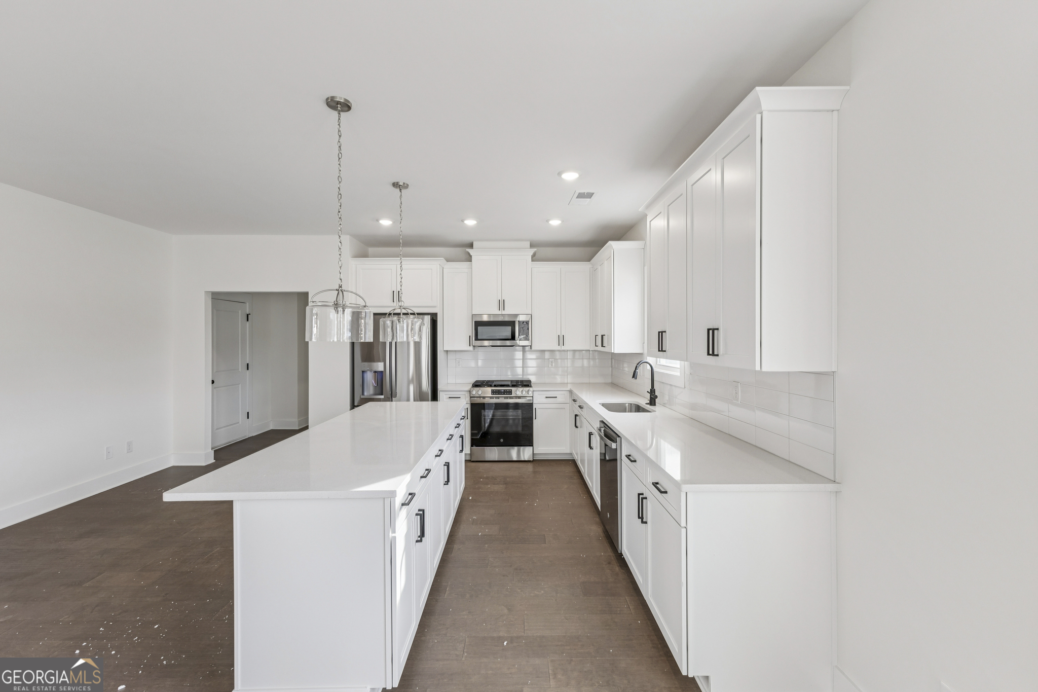 2429 Whites Ridge Property Photo 6