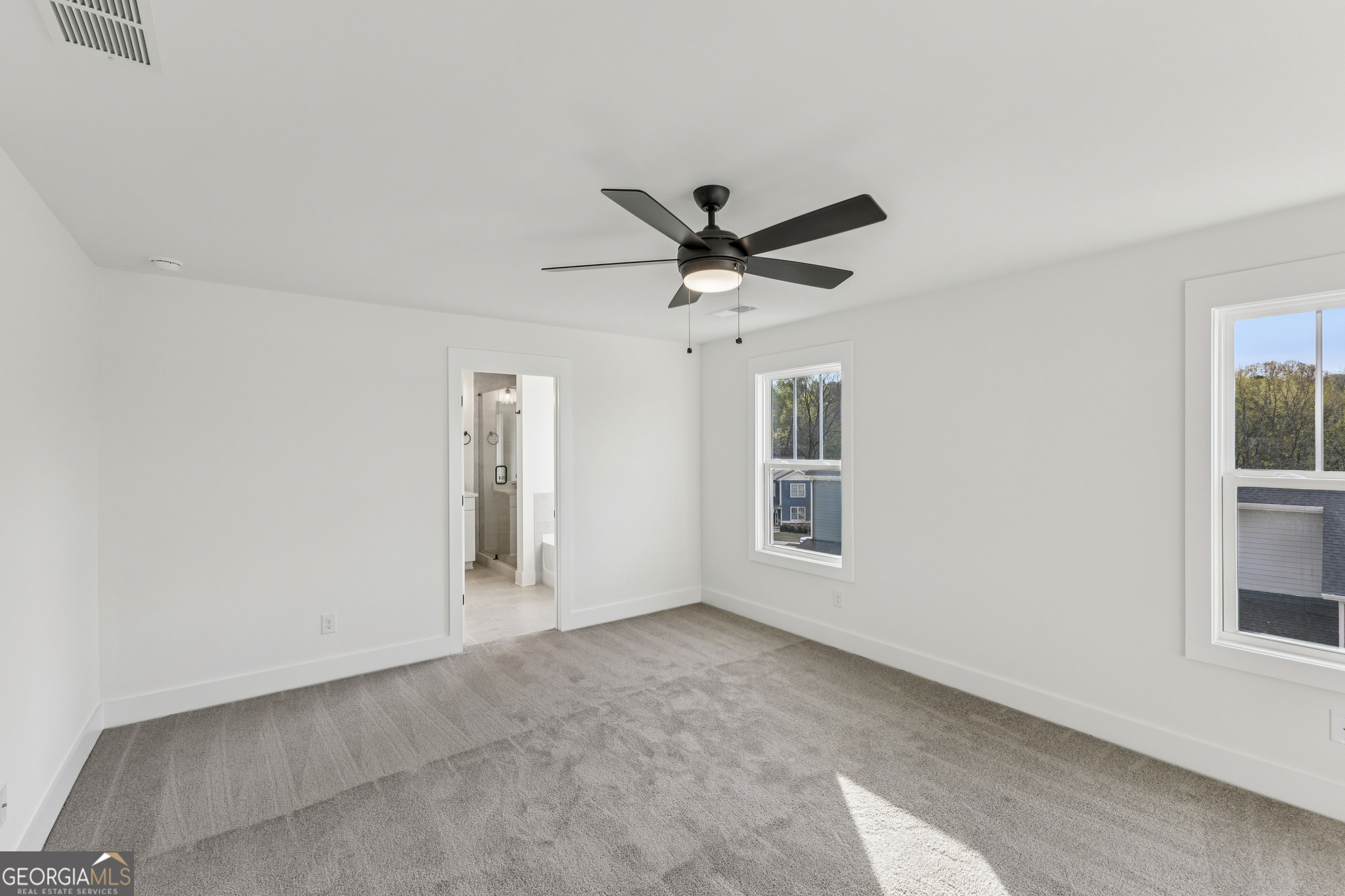 2429 Whites Ridge Property Photo 9