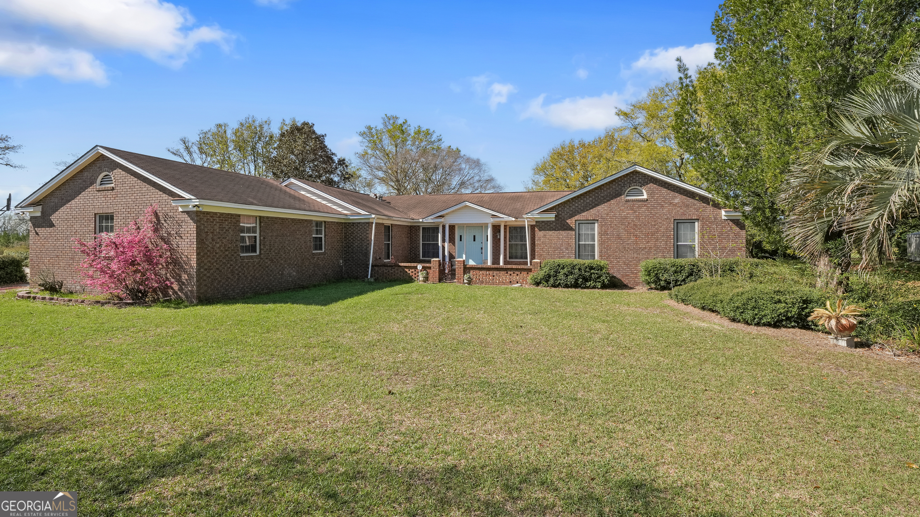 1535 Clifford Jones Property Photo 1