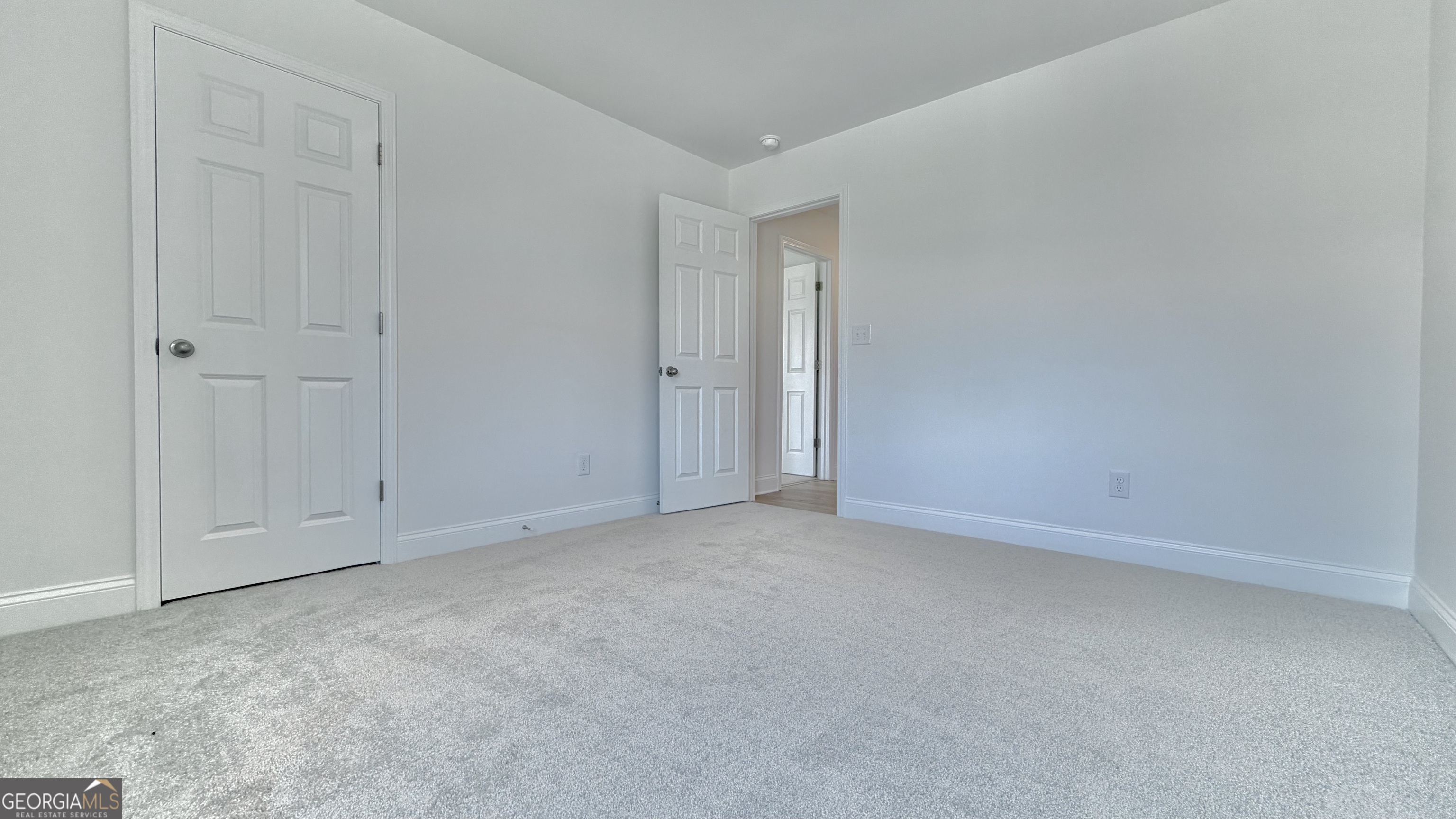 507 Grand Wehunt Drive Property Photo 26