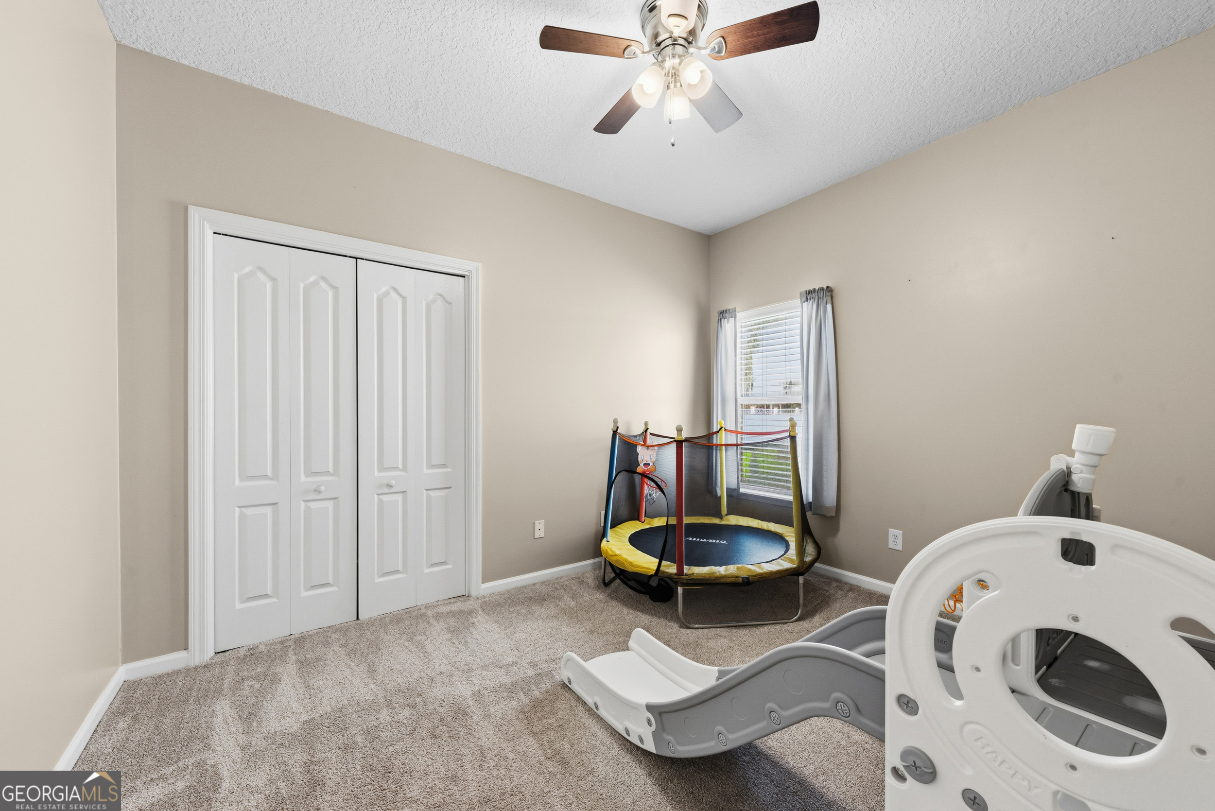 45095 Dutton Way Property Photo 29