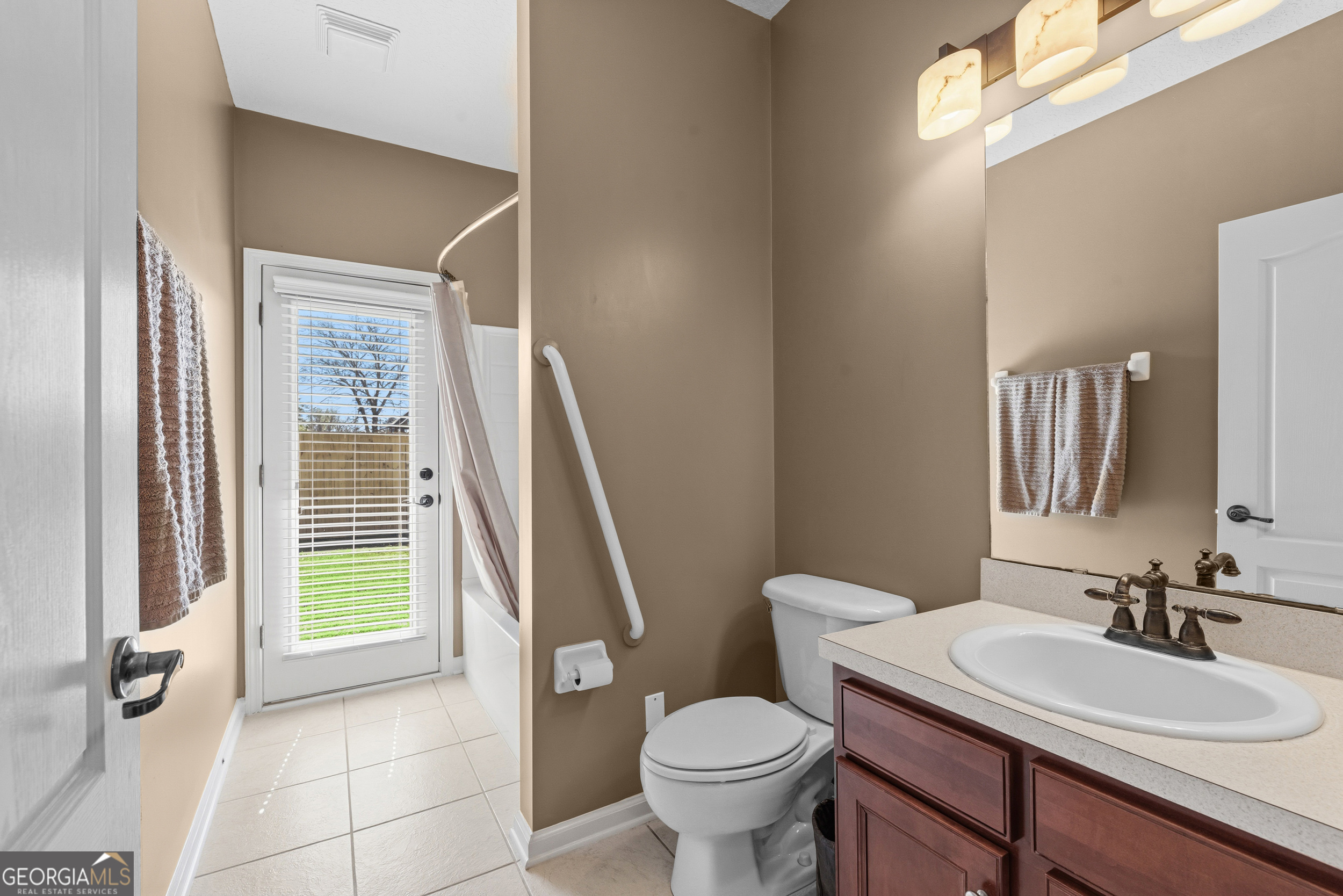 45095 Dutton Way Property Photo 33