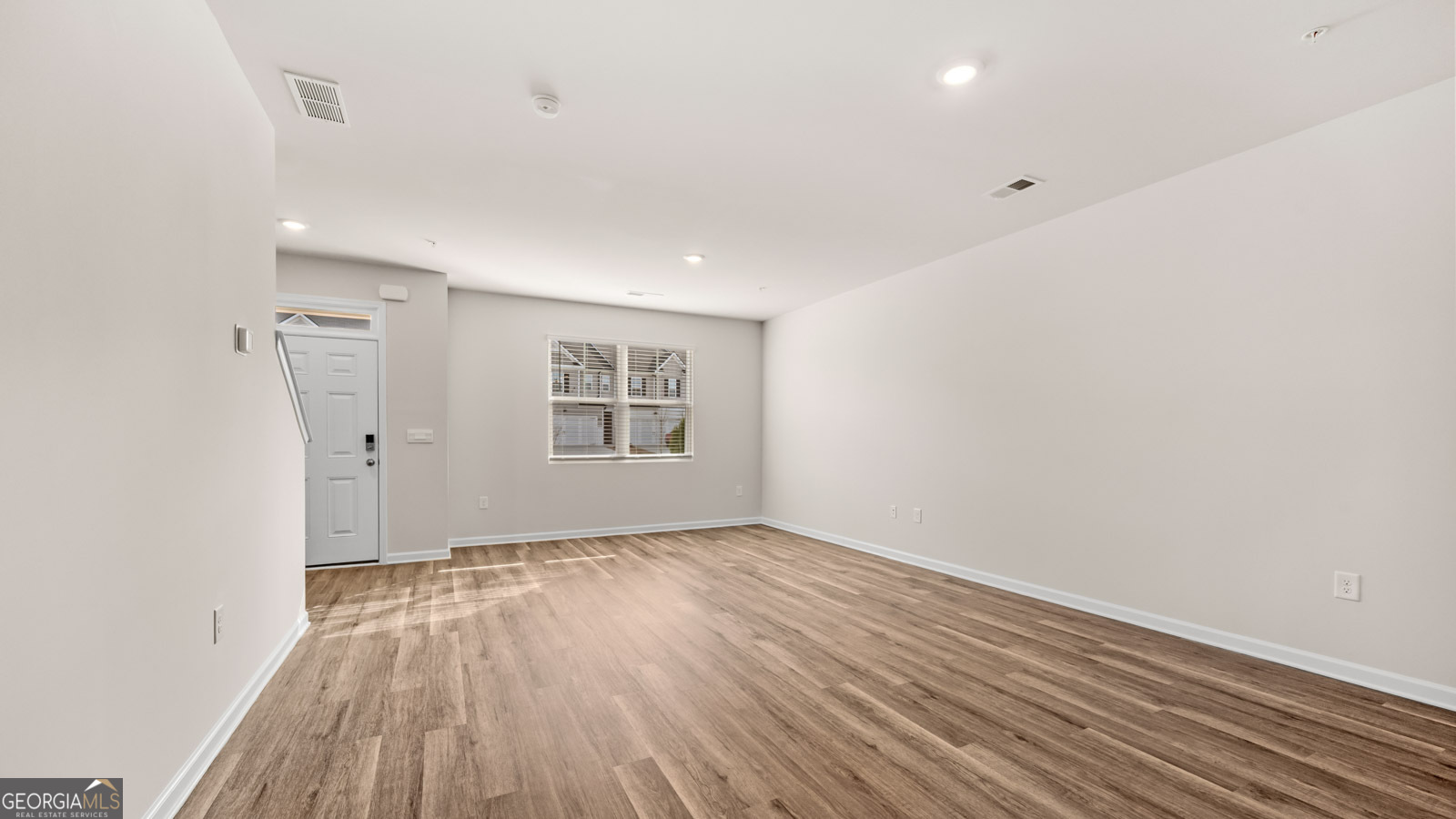 408 Reflection Drive Property Photo 10