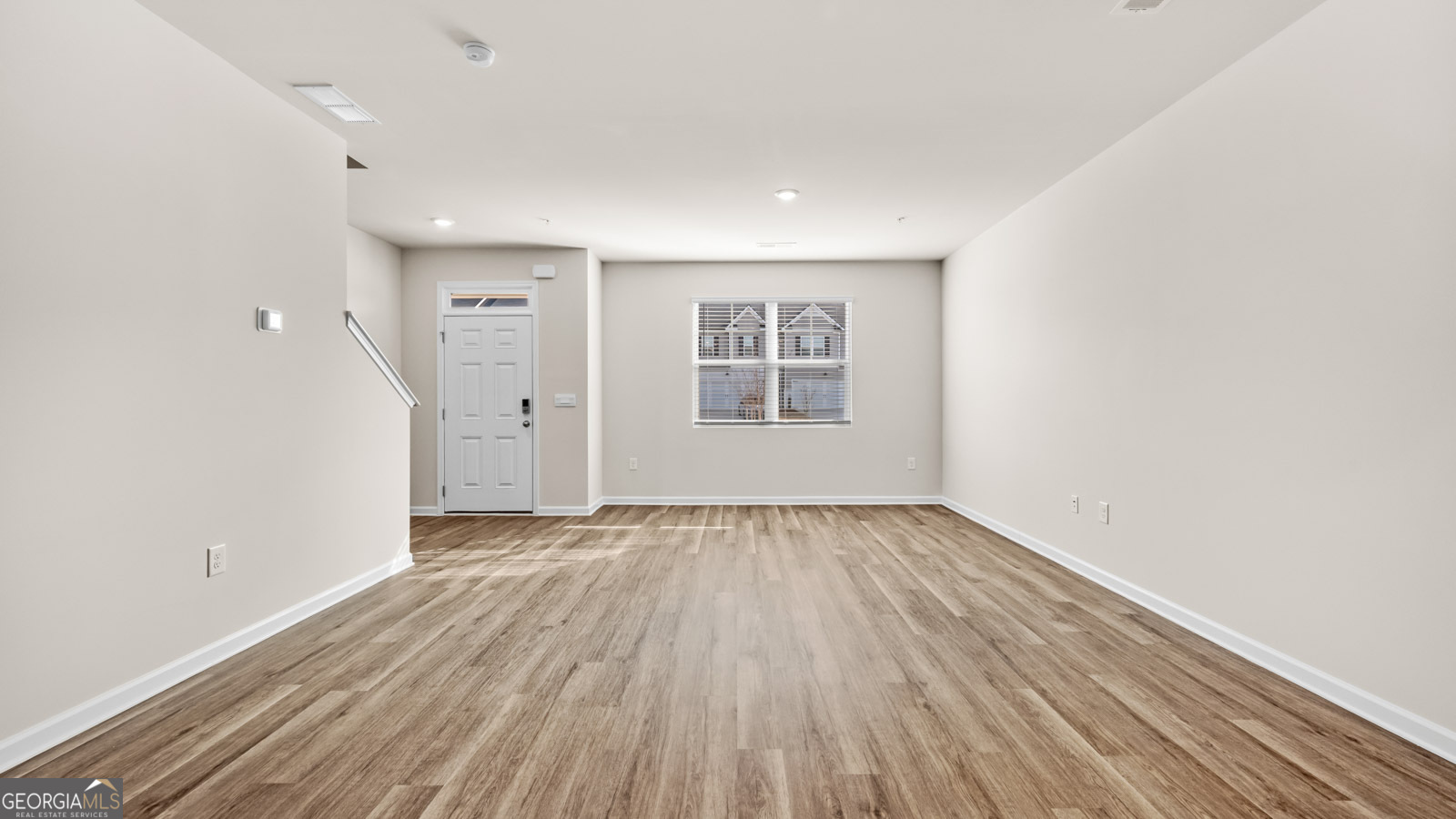 408 Reflection Drive Property Photo 11