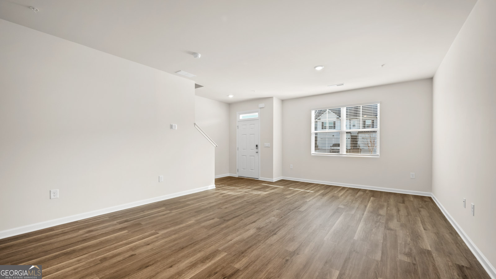 408 Reflection Drive Property Photo 12