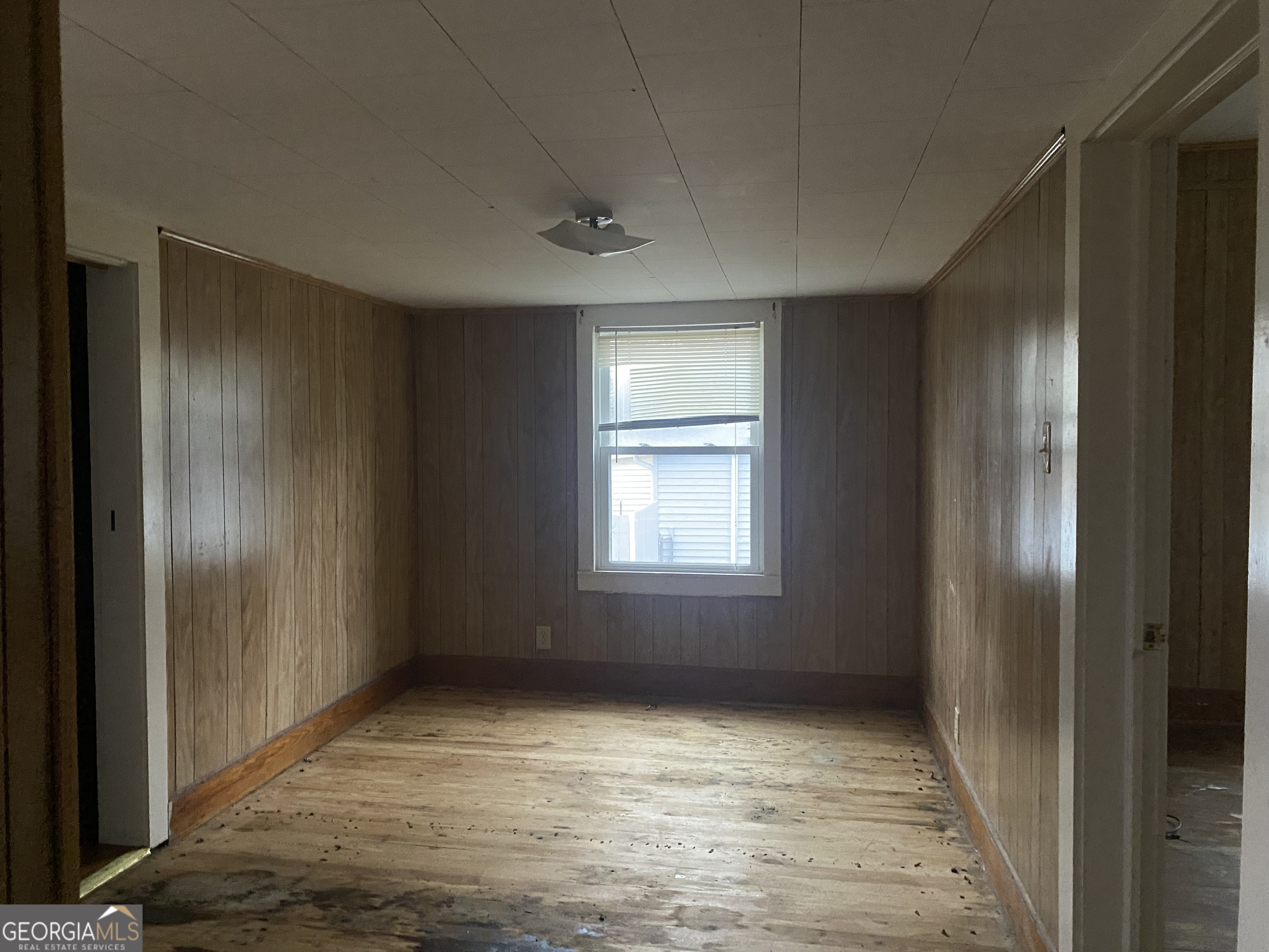 195 Seventh Street Property Photo 5