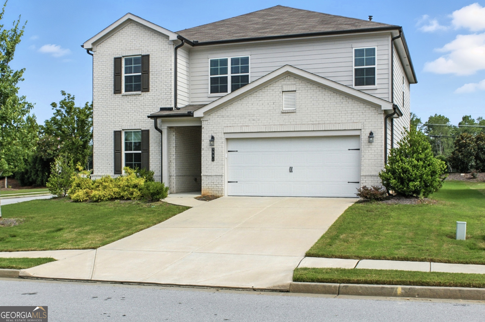 3334 Long Creek Drive Property Photo 1