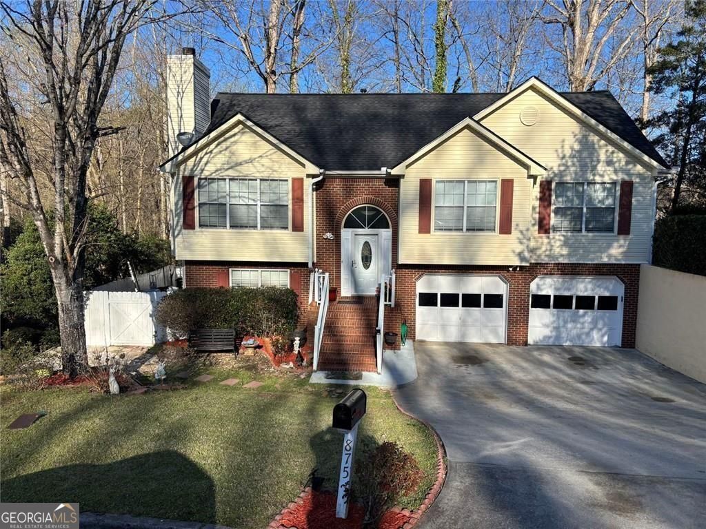 875 Long Branch Circle Property Photo 1