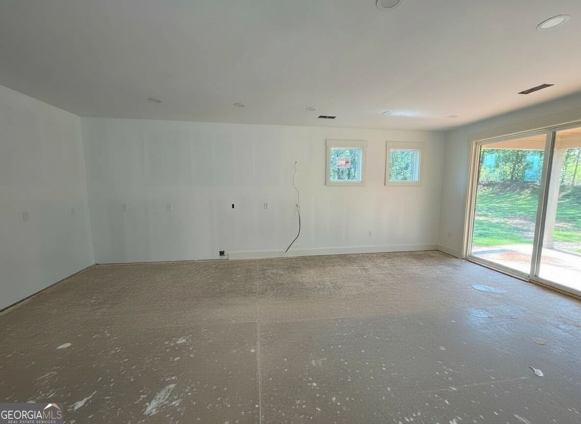 214 Bunker Lane Property Photo 24